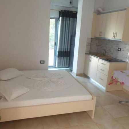 Alinani Apartments Ksamil Buitenkant foto